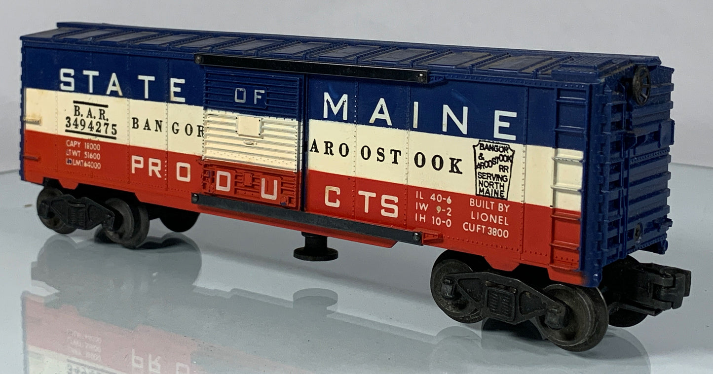 LIONEL • O GAUGE • 1956-1958 Postwar 3494-275 State of Maine Operating Boxcar w Orig Box • EX COND