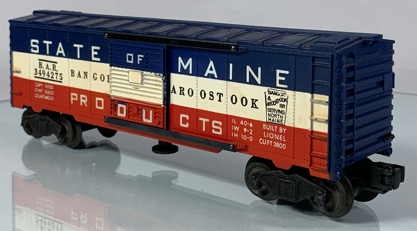 LIONEL • O GAUGE • 1956-1958 Postwar 3494-275 State of Maine Operating Boxcar w Orig Box • EX COND
