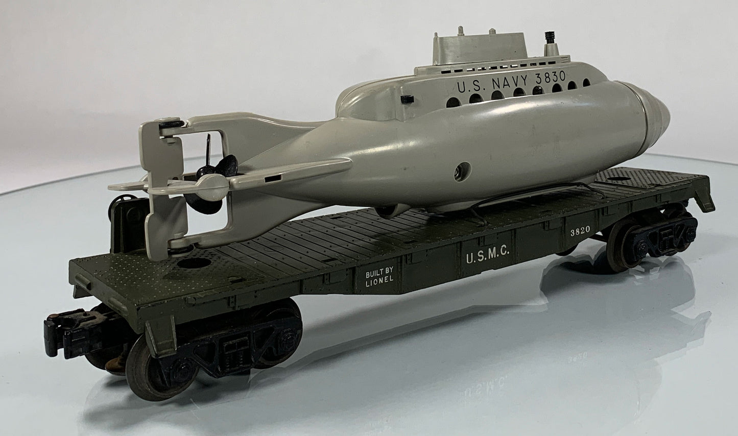 LIONEL • O GAUGE • 1960 Postwar 3820 USMC Submarine Flat Car • Loose • VERY GOOD COND
