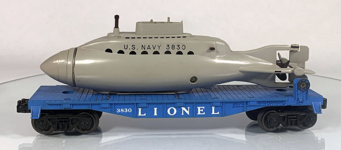 LIONEL • O GAUGE • 1960-1962 Postwar 3830 US Navy Submarine Flat Car w Orig Box • EX COND