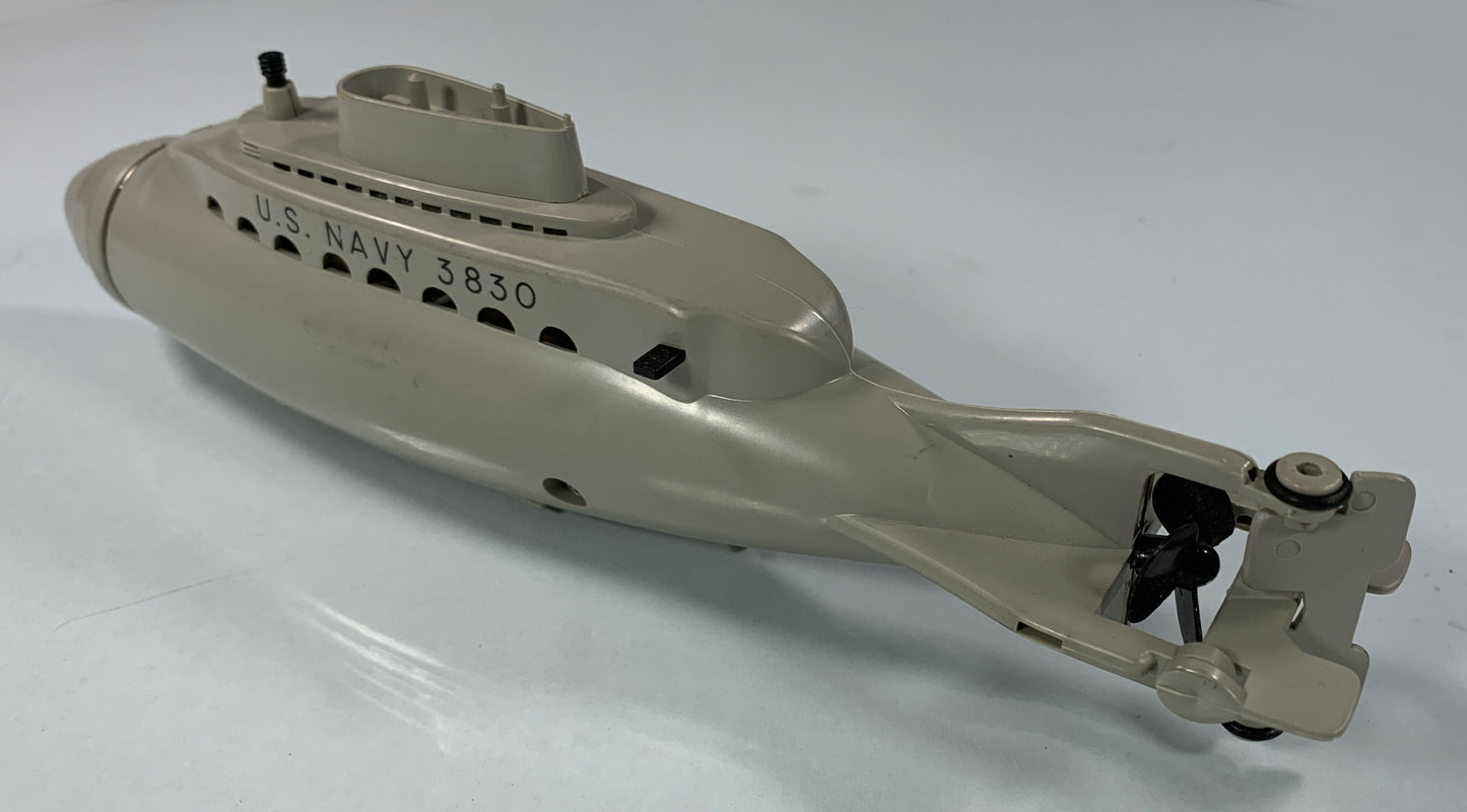 LIONEL • O GAUGE • 1960-1962 Postwar 3830 US Navy Submarine Flat Car w Orig Box • EX COND