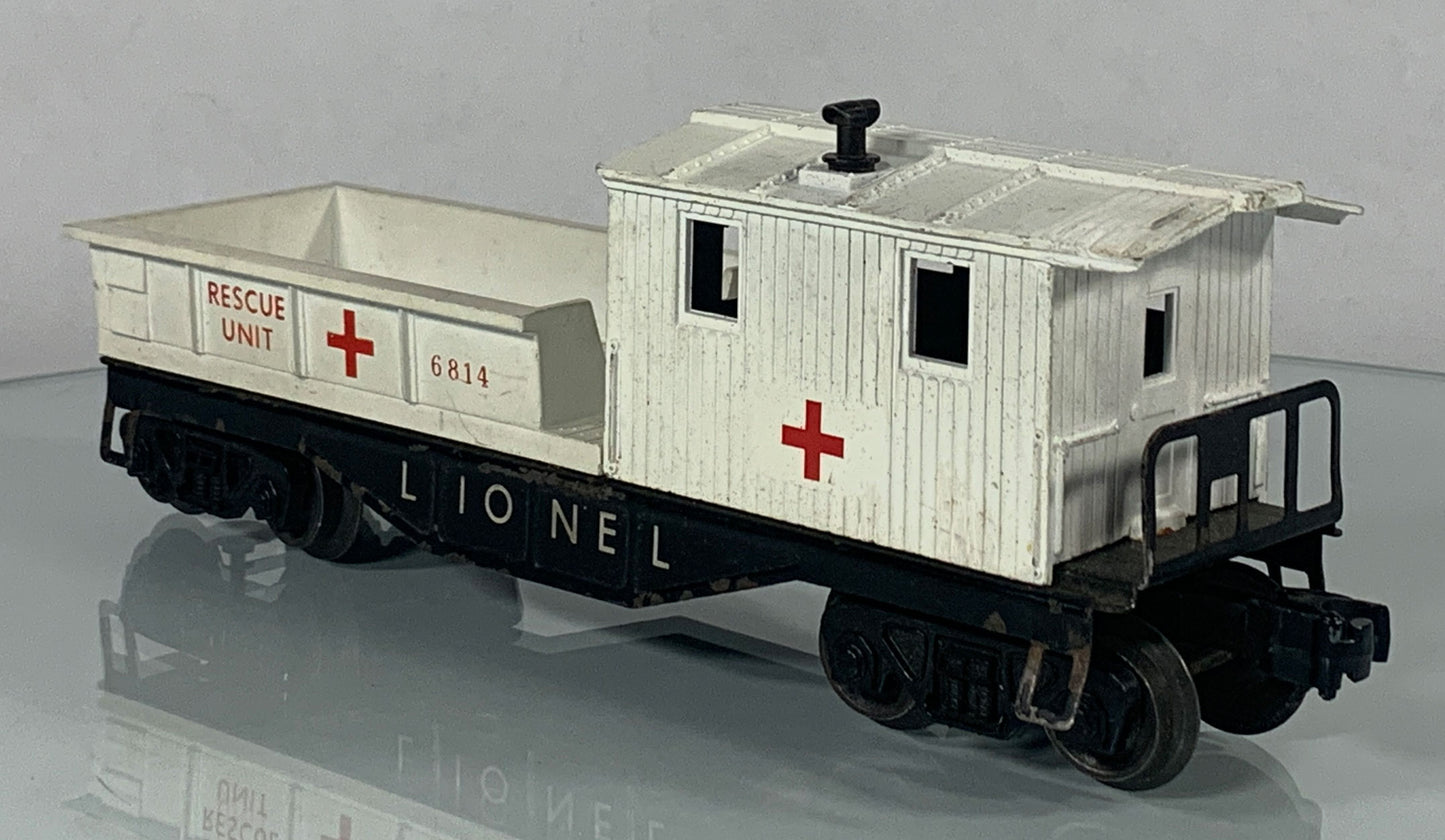 LIONEL • O GAUGE • 1959-1961 Postwar 6814 Rescue Unit Medical Work Caboose • FAIR COND