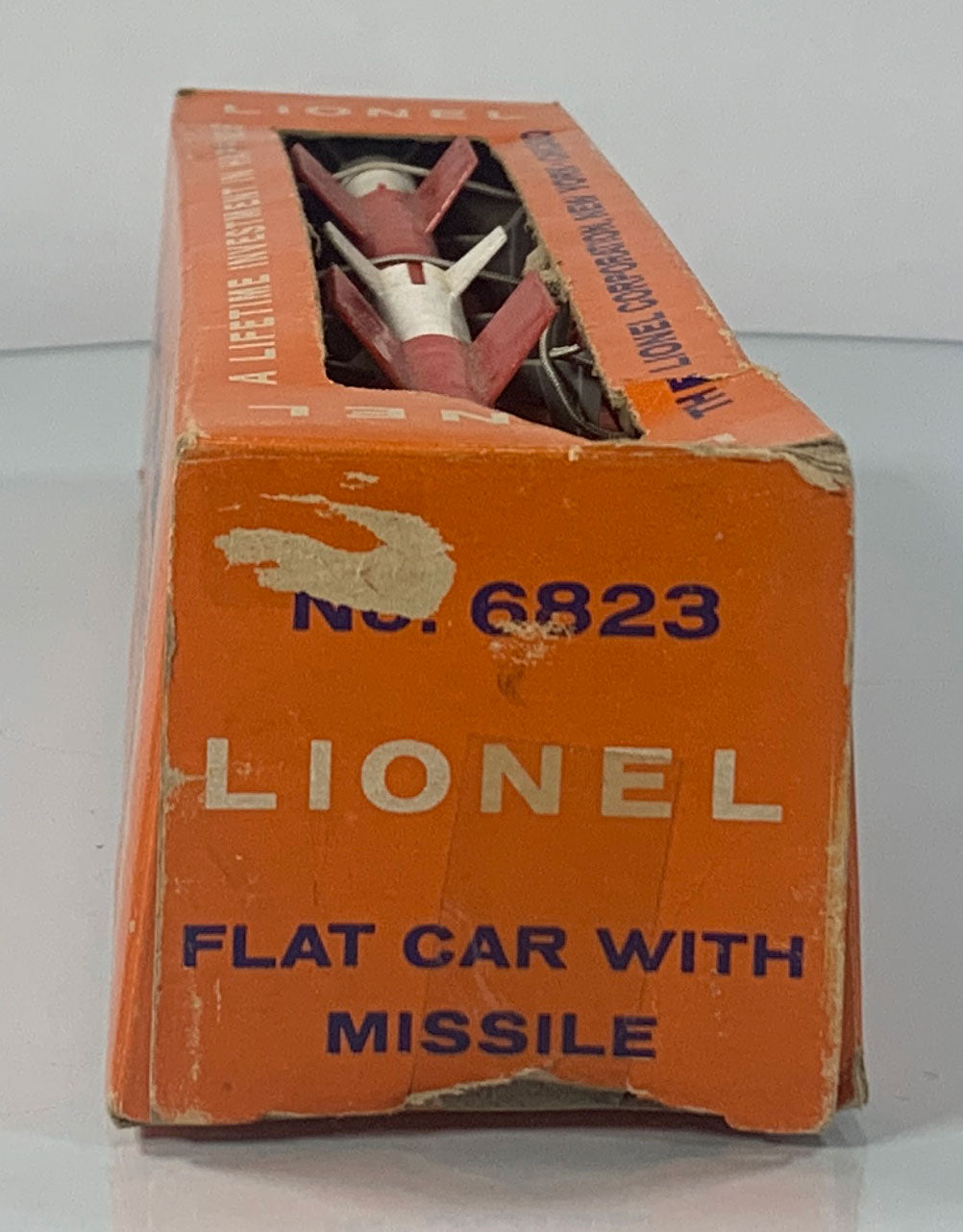 LIONEL • O GAUGE • 1959-1960 Postwar 6823 Flat Car Missile • Original Box • VERY GOOD COND