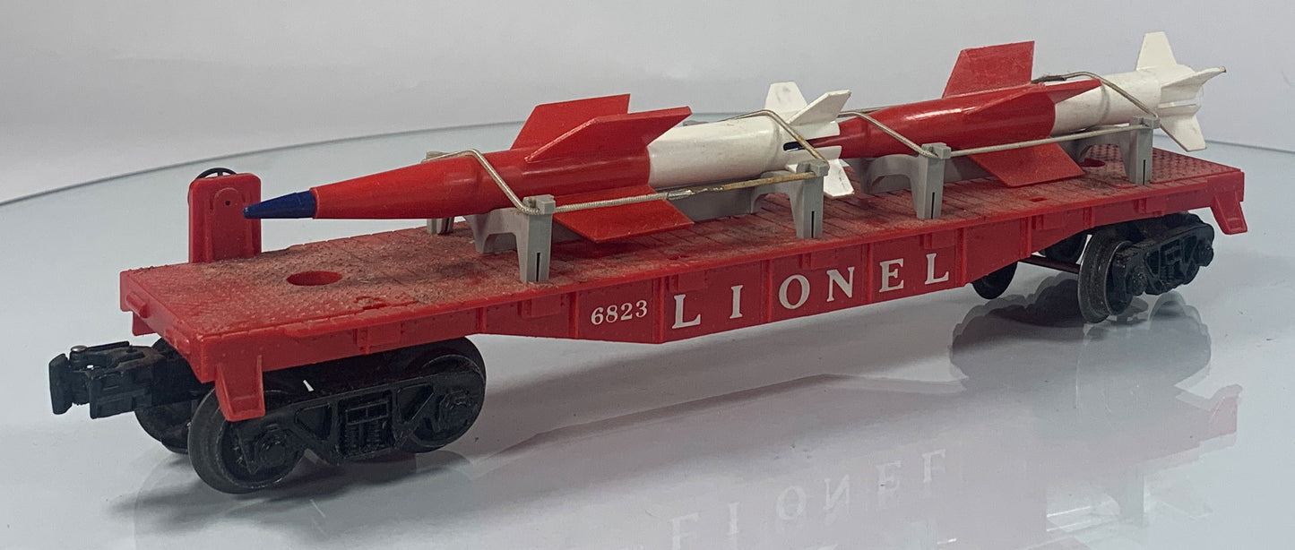 LIONEL • O GAUGE • 1959-1960 Postwar 6823 Flat Car Missile • Original Box • VERY GOOD COND