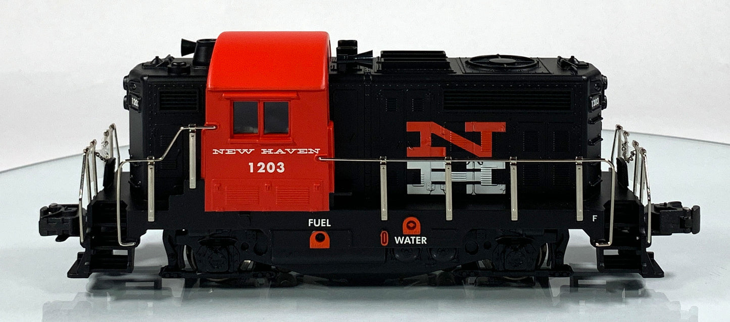READY MADE TOYS • O GAUGE • 2003 New Haven GP Diesel RMT-4491 • EX COND