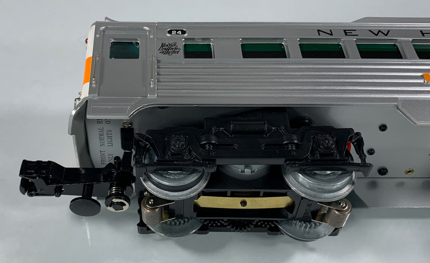 READY MADE TOYS • O GAUGE • 2003 New Haven Rail Diesel Car RMT-5492 • EX COND