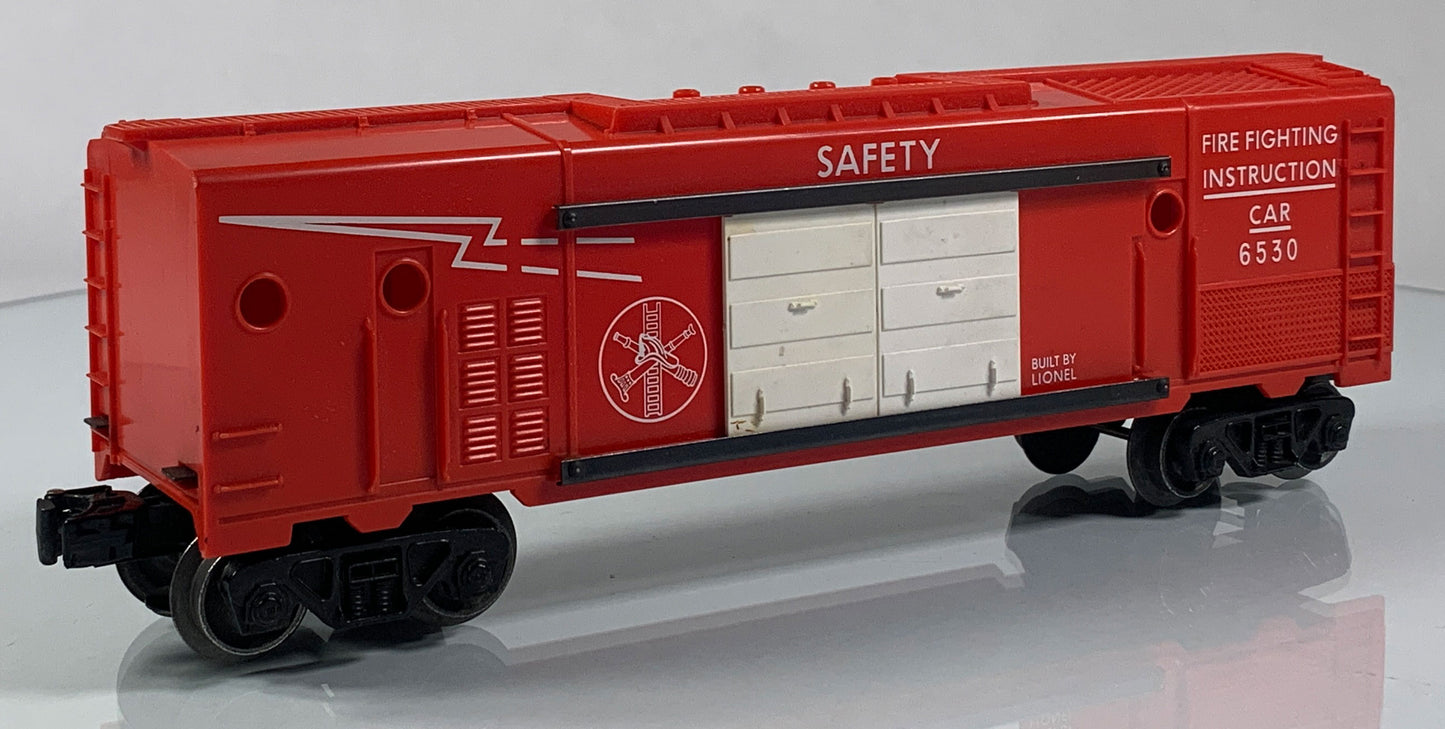 LIONEL • O GAUGE • 1960-1962 Postwar 6530 Fire Fighting Instruction Boxcar w Box • LIKE NEW COND