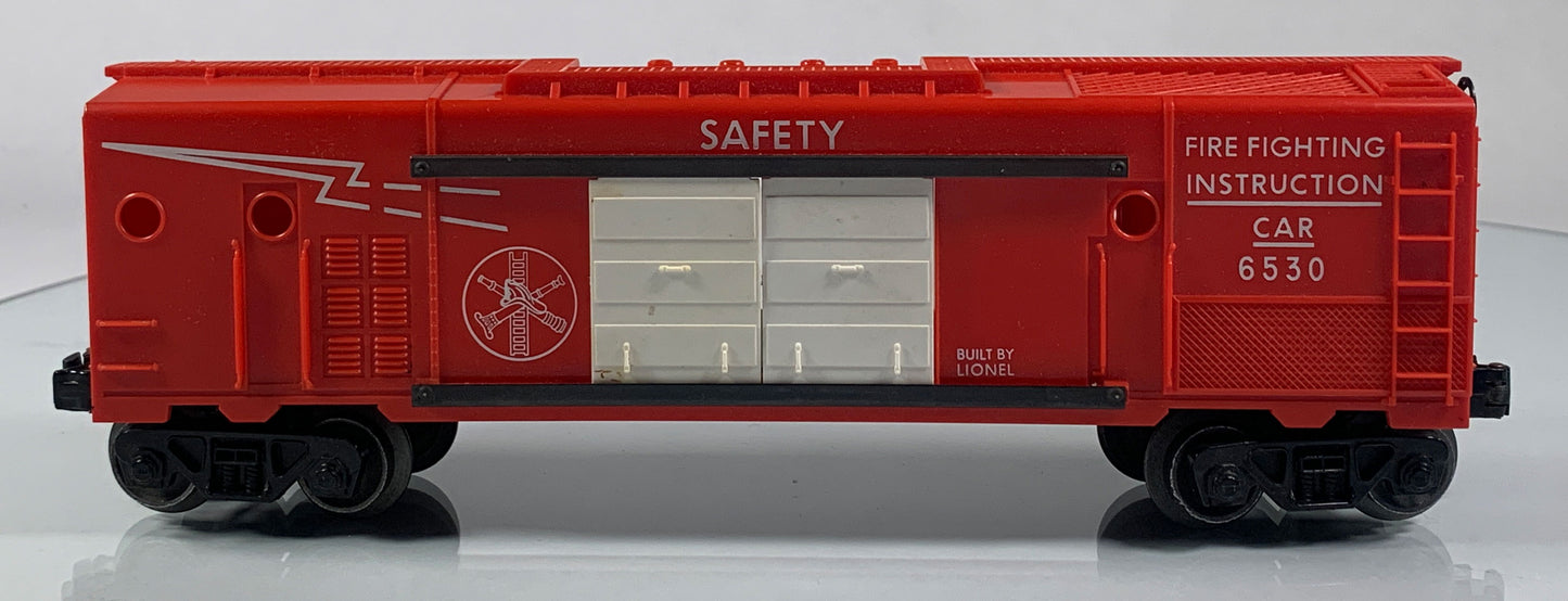 LIONEL • O GAUGE • 1960-1962 Postwar 6530 Fire Fighting Instruction Boxcar w Box • LIKE NEW COND