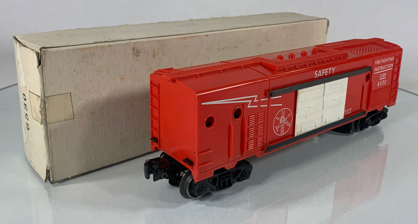 LIONEL • O GAUGE • 1960-1962 Postwar 6530 Fire Fighting Instruction Boxcar w Box • LIKE NEW COND