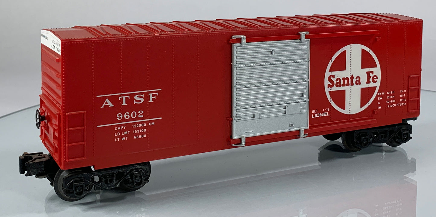 LIONEL • O GAUGE • 1976 Santa Fe Hi-Cube Boxcar 6-9602 • EX COND • LNOS
