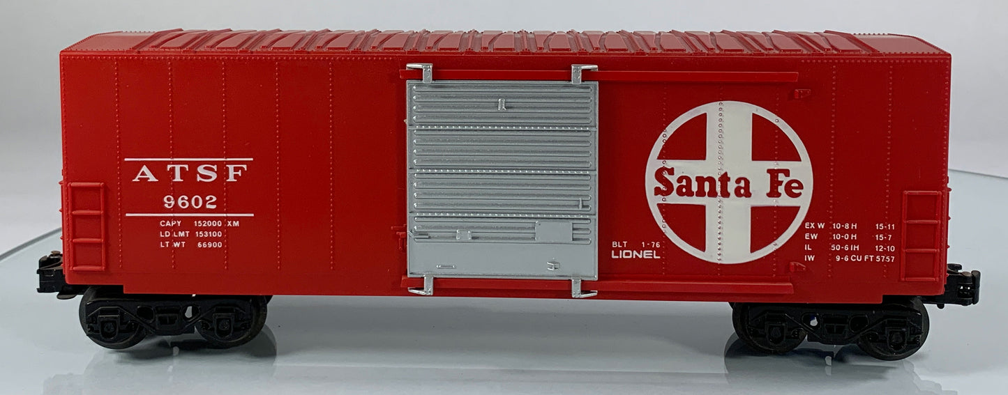 LIONEL • O GAUGE • 1976 Santa Fe Hi-Cube Boxcar 6-9602 • EX COND • LNOS