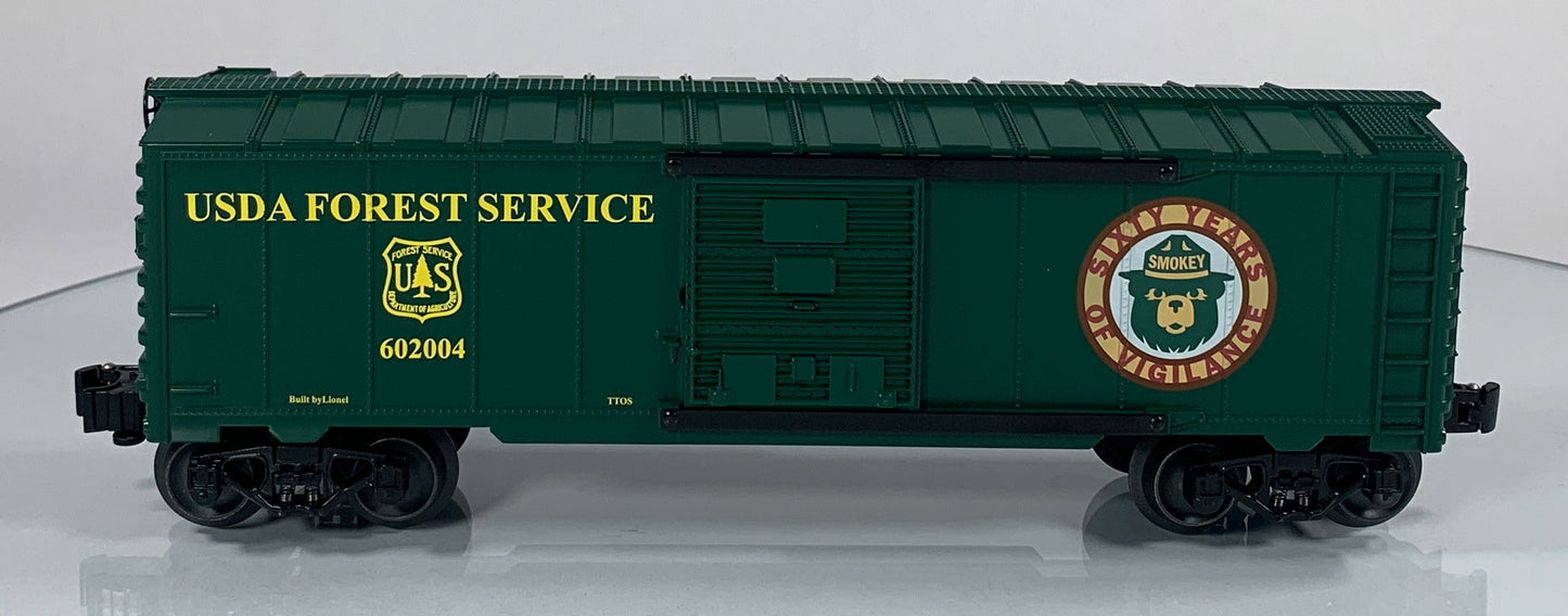 LIONEL • O GAUGE • 2004 Smokey the Bear and USDA Forest Service Boxcar 6-52335 • NEW OLD STOCK
