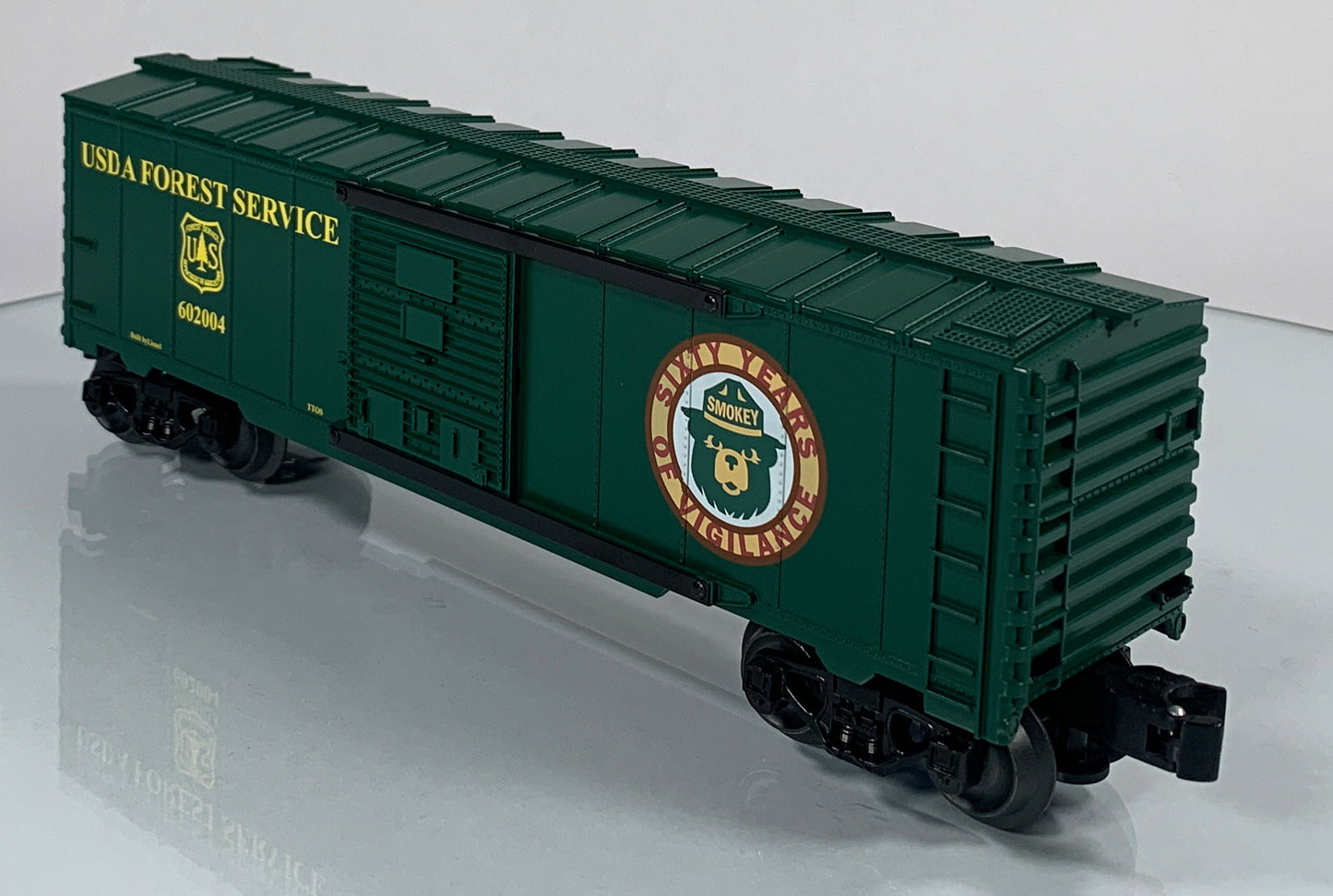 LIONEL • O GAUGE • 2004 Smokey the Bear and USDA Forest Service Boxcar 6-52335 • NEW OLD STOCK