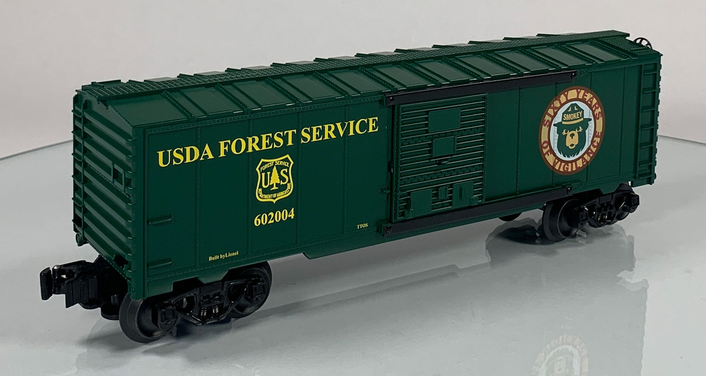 LIONEL • O GAUGE • 2004 Smokey the Bear and USDA Forest Service Boxcar 6-52335 • NEW OLD STOCK