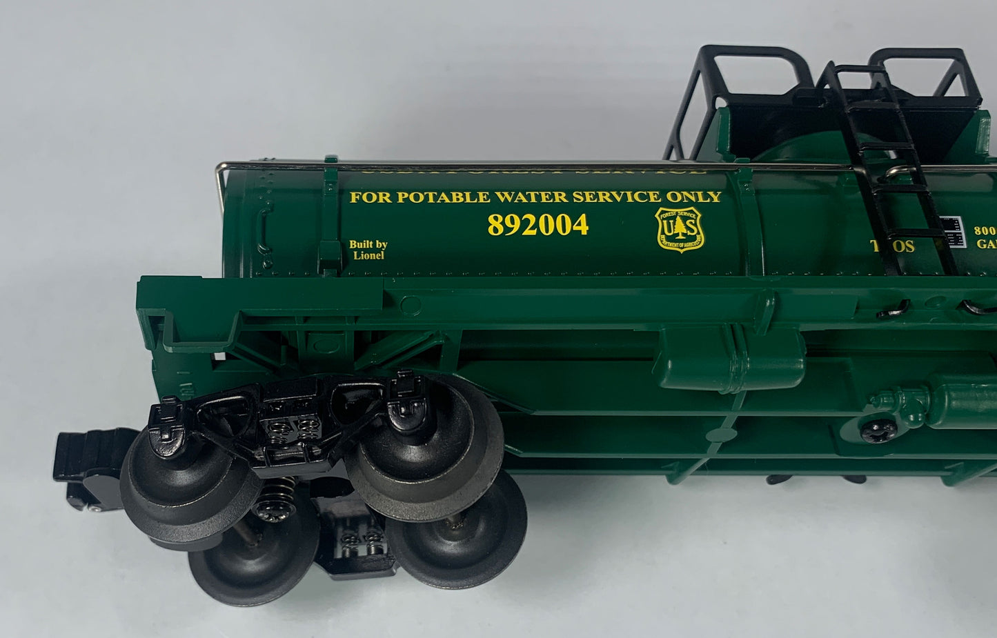 LIONEL • O GAUGE • 2004 Smokey the Bear 60th Birthday – USDA Forest Service Single Dome Tank Car 6-52334 • NEW OLD STOCK