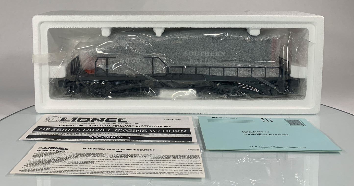 LIONEL • O GAUGE • 1994 Southern Pacific GP-20 Engine 6-18831 • NEW OLD STOCK