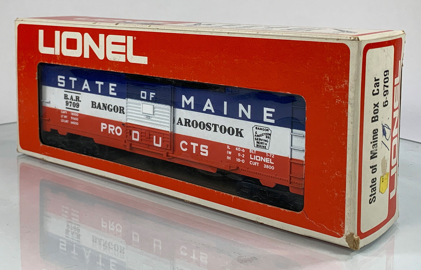 LIONEL • O GAUGE • 1972 State of Maine Bangor and Aroostook Boxcar 6-9709 • EX COND hi