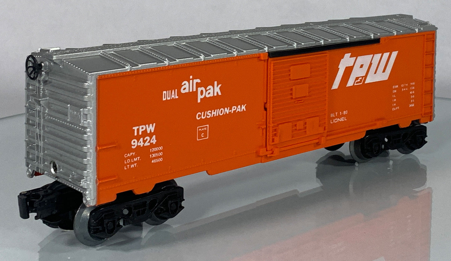 LIONEL • O GAUGE • 1980 TPW Toledo Peoria Western Boxcar 6-9424 • NEW OLD STOCK