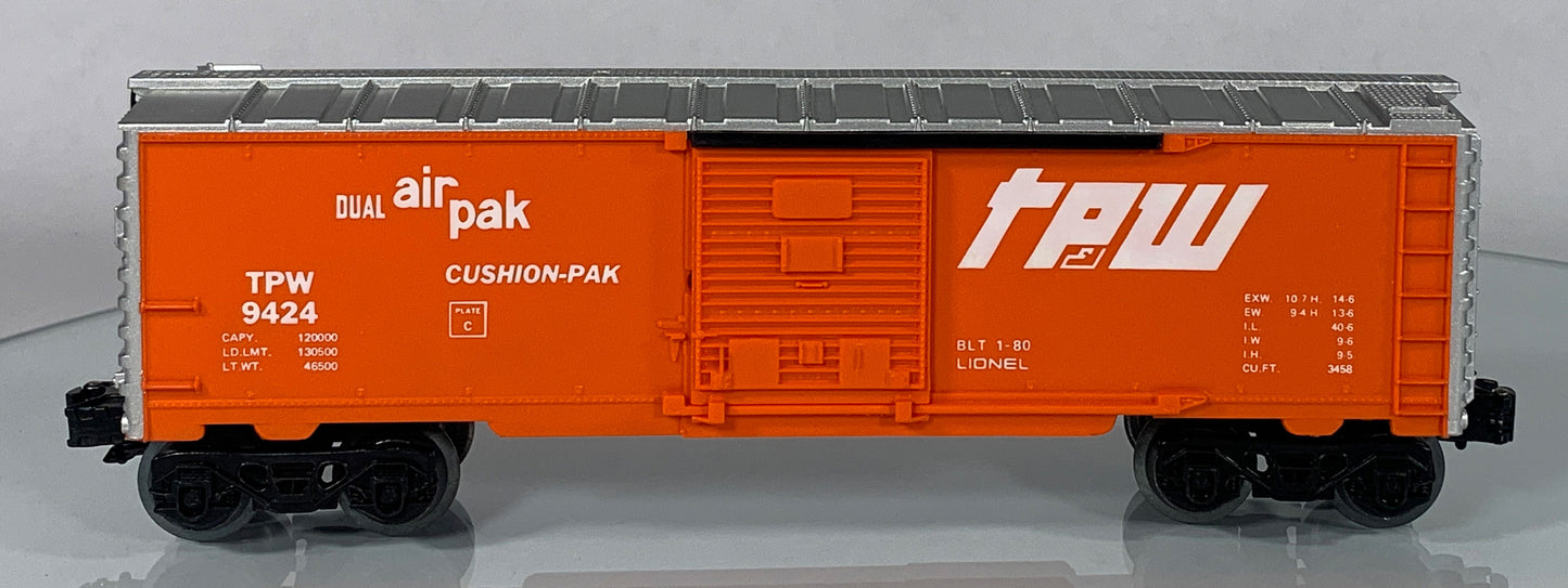LIONEL • O GAUGE • 1980 TPW Toledo Peoria Western Boxcar 6-9424 • NEW OLD STOCK