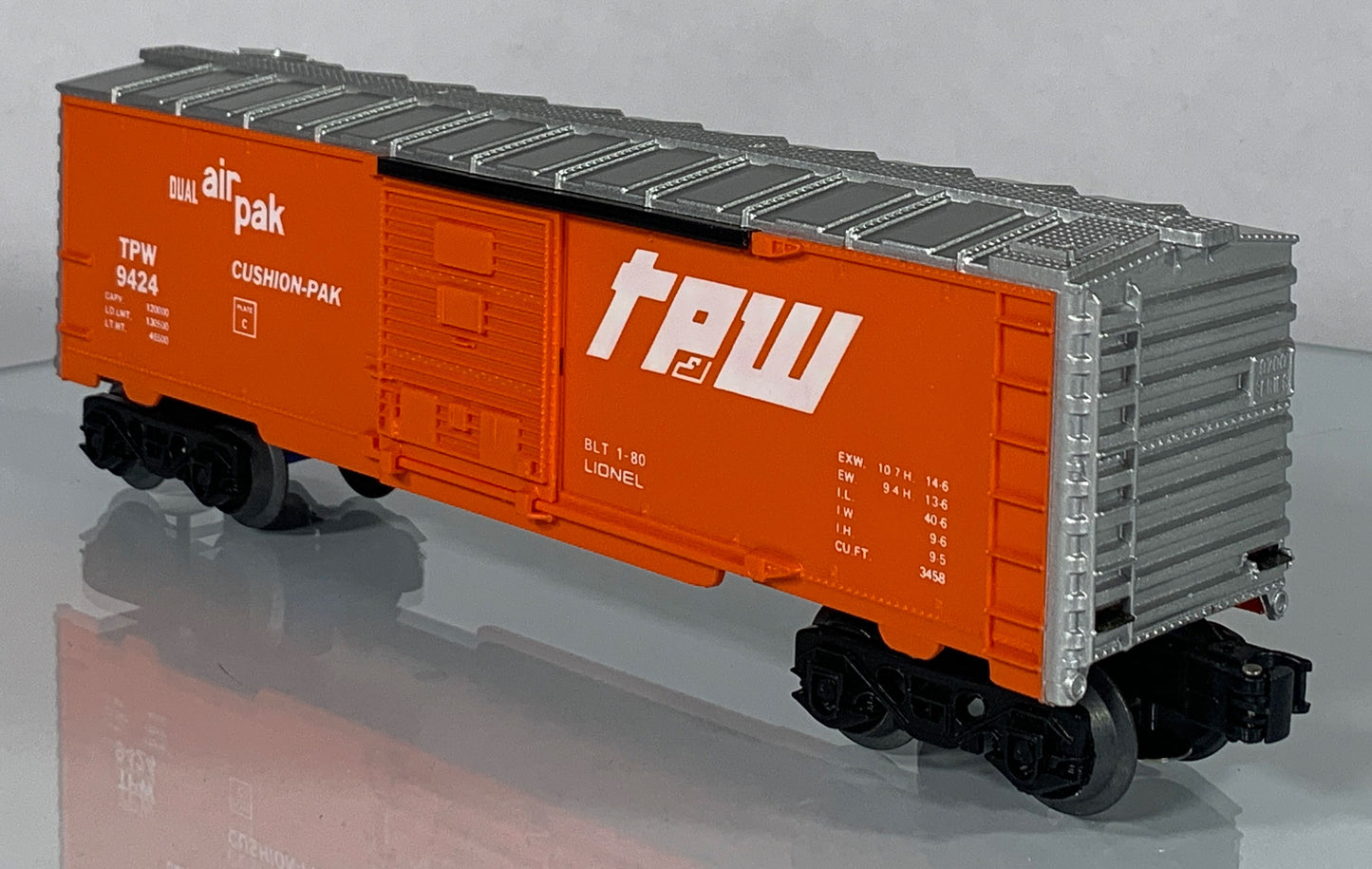 LIONEL • O GAUGE • 1980 TPW Toledo Peoria Western Boxcar 6-9424 • NEW OLD STOCK