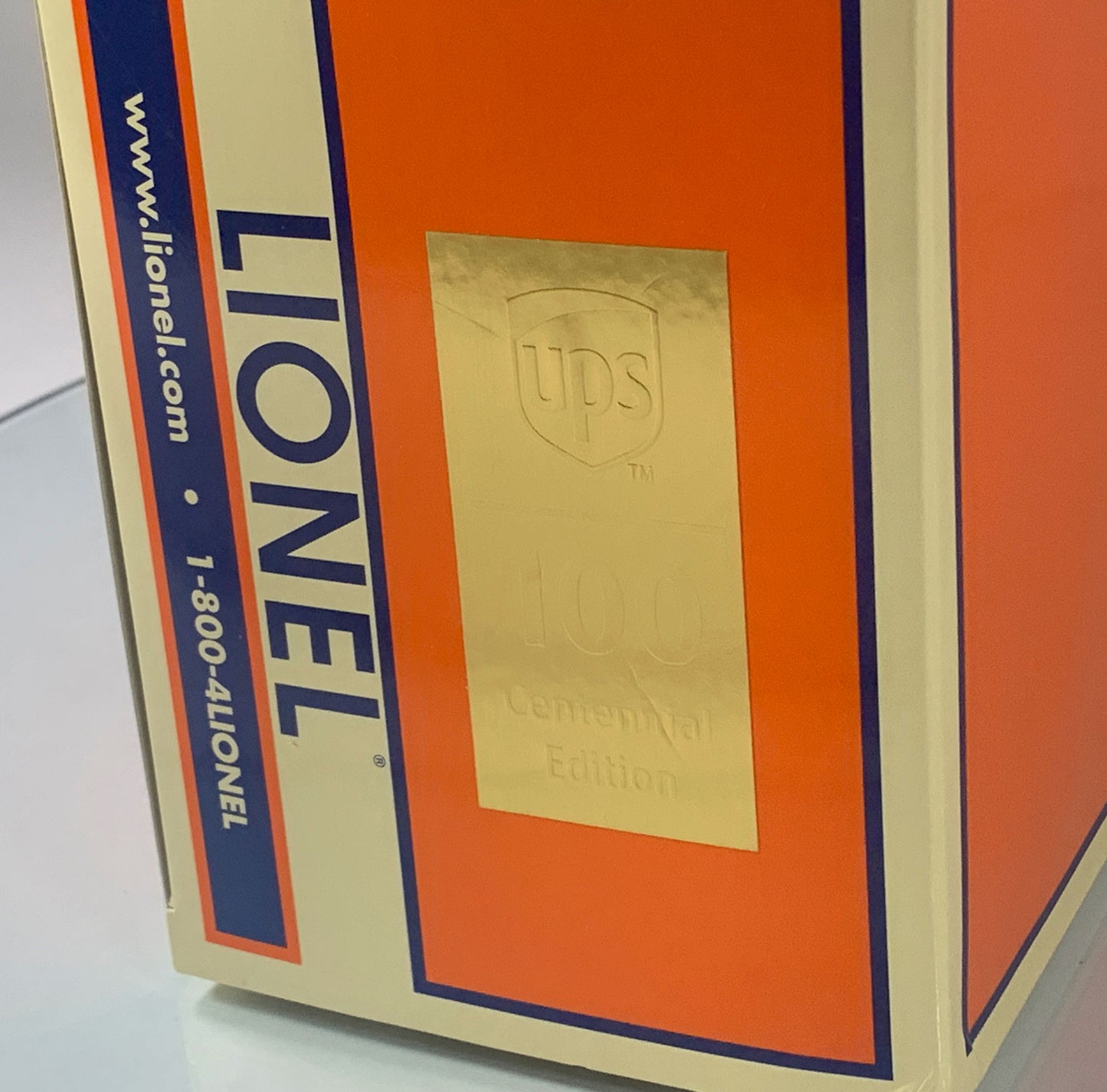 LIONEL • O GAUGE • 2007 UPS Centennial Edition GP-38 6-28879 • NEW OLD STOCK