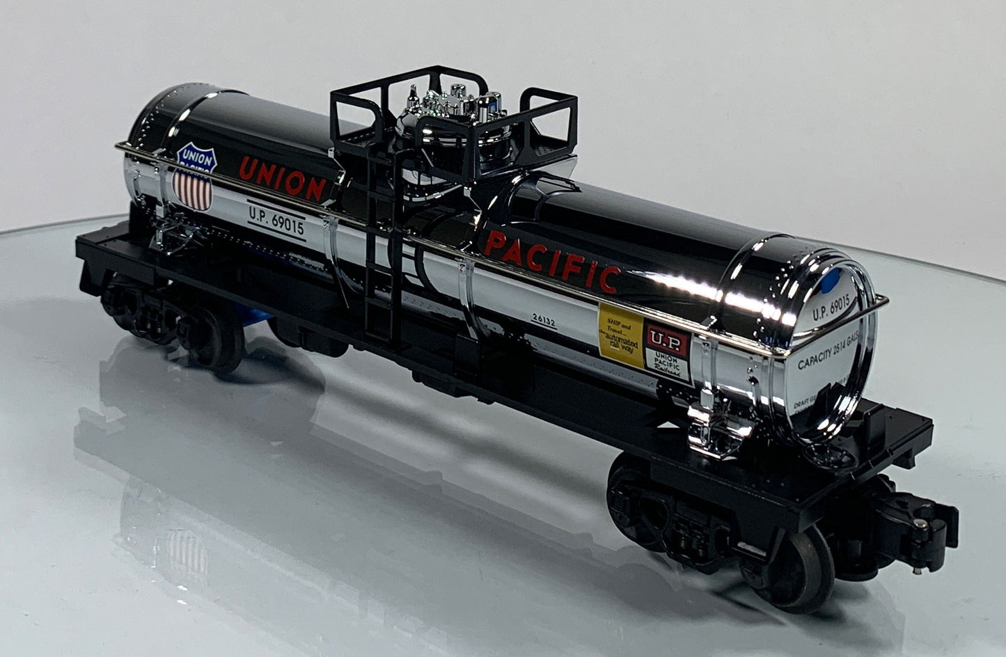 LIONEL • O GAUGE • 2002 Union Pacific Single Dome Tank Car 6-26132 • NEW OLD STOCK