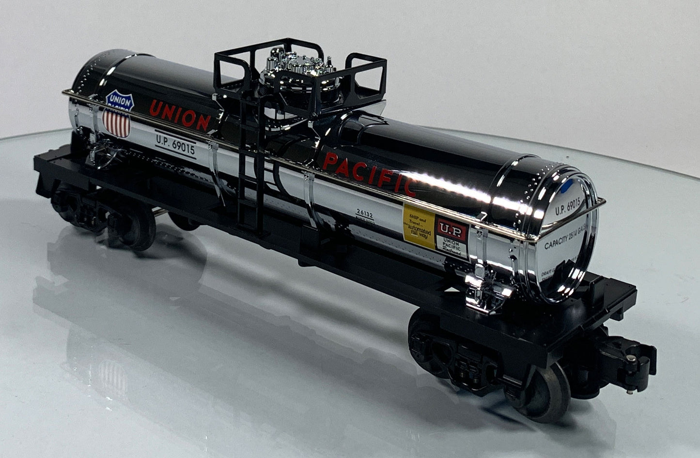LIONEL • O GAUGE • 2002 Union Pacific Single Dome Tank Car 6-26132 • NEW OLD STOCK