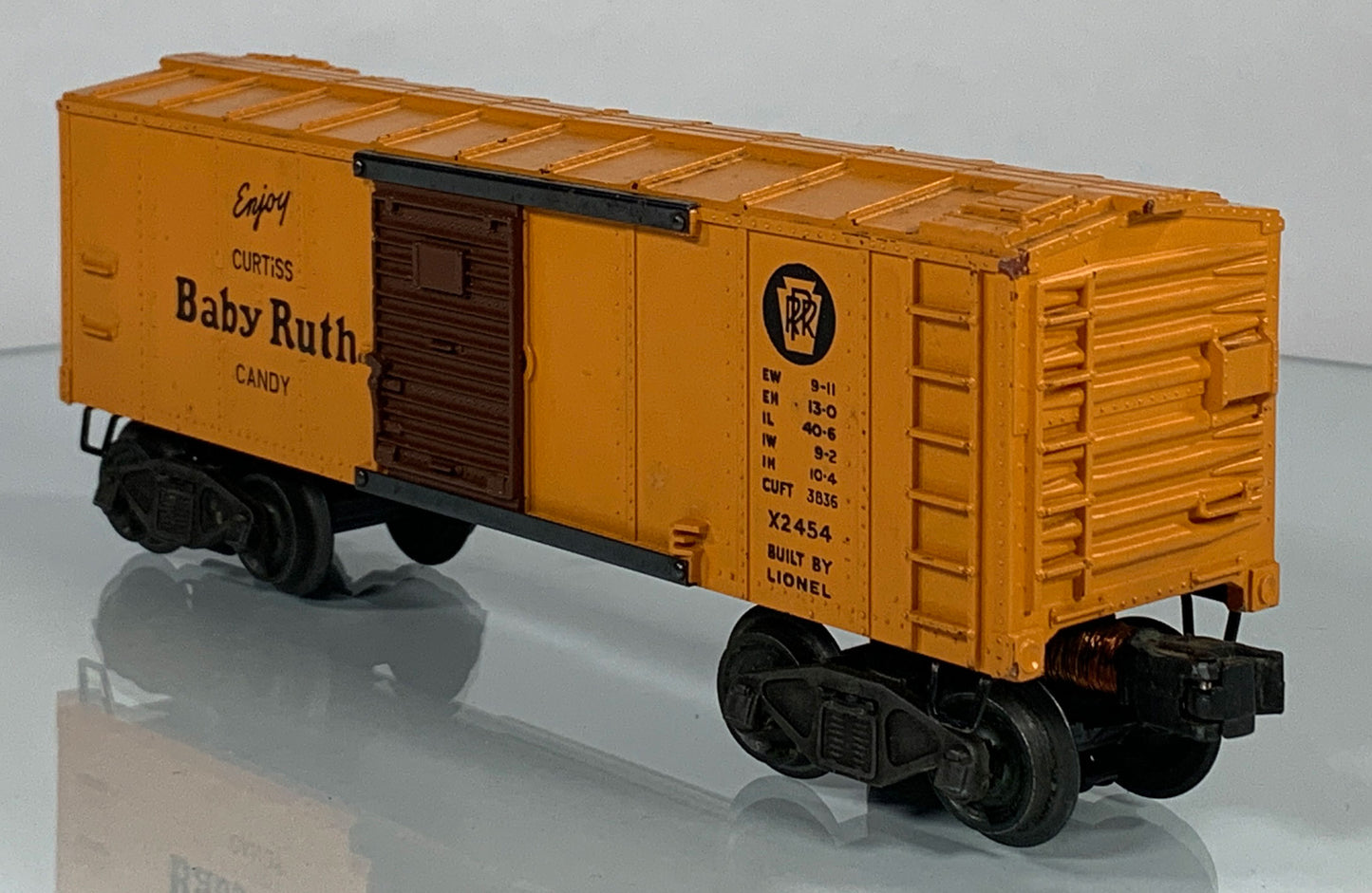 LIONEL • O GAUGE • 1946-1947 Postwar x2454 Baby Ruth Boxcar • VERY GOOD COND