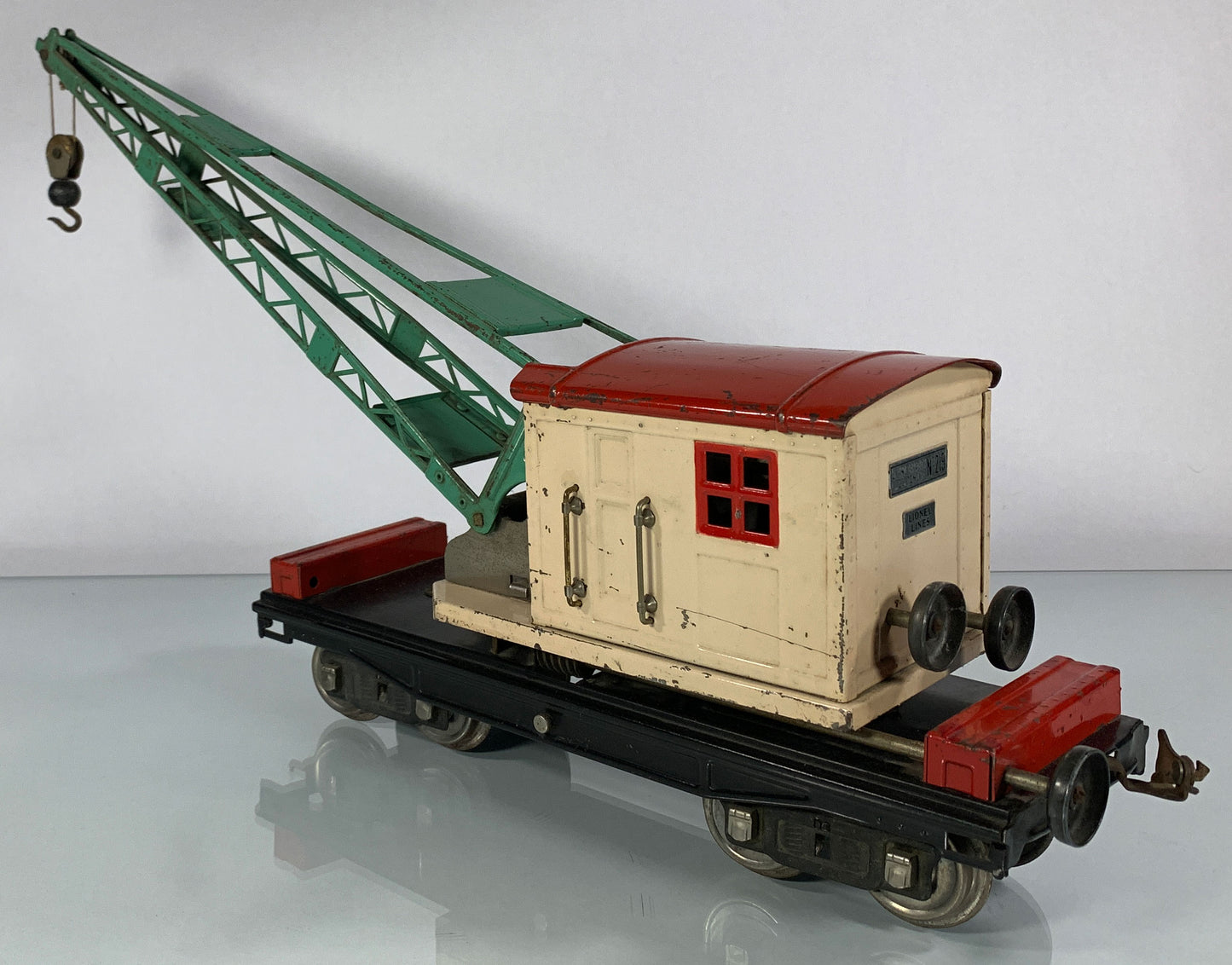 LIONEL • STANDARD GAUGE • 1926-1940 219 Crane RARE Ivory Red Roof Green Boom • VERY GOOD COND