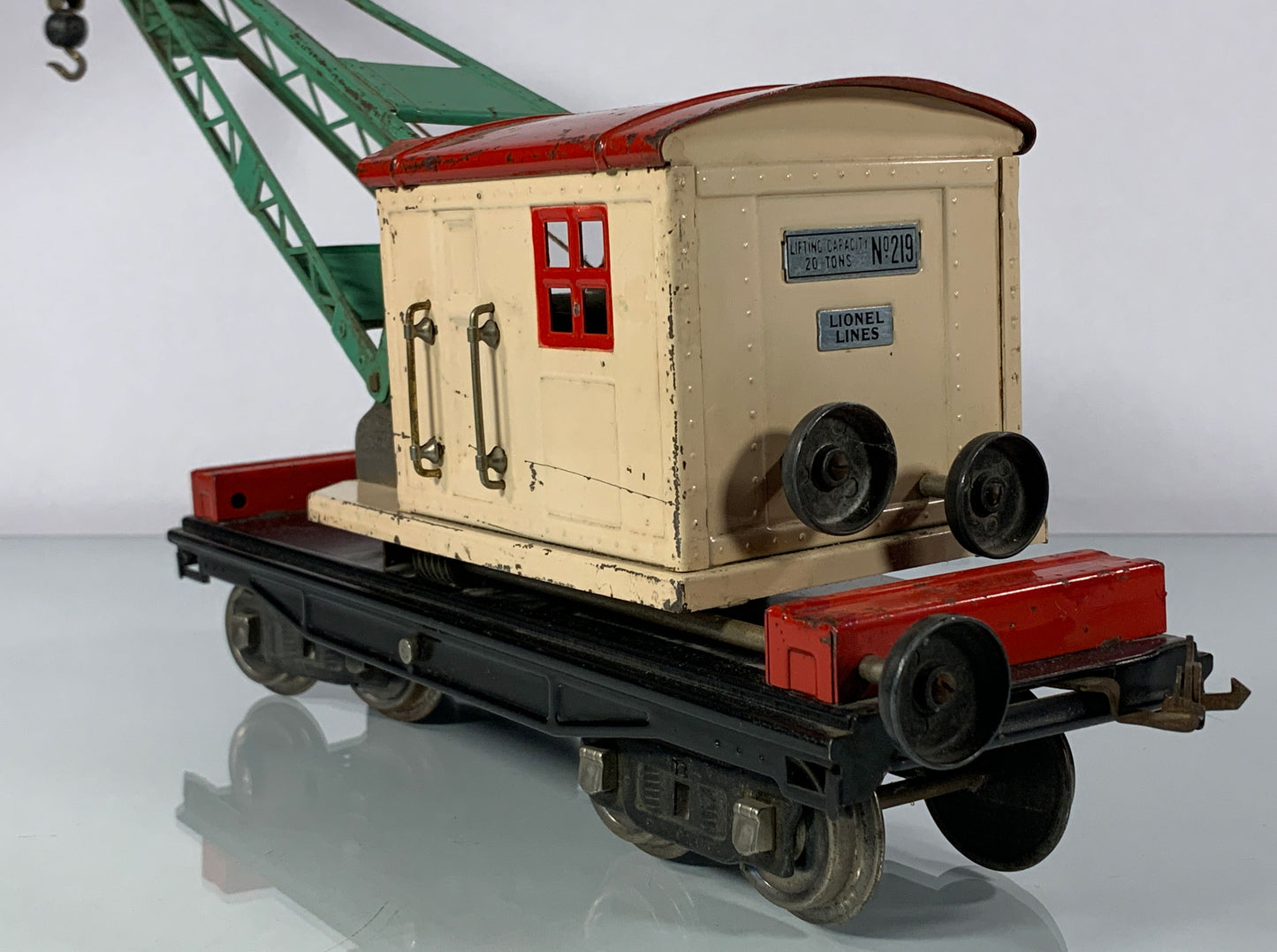 LIONEL • STANDARD GAUGE • 1926-1940 219 Crane RARE Ivory Red Roof Green Boom • VERY GOOD COND