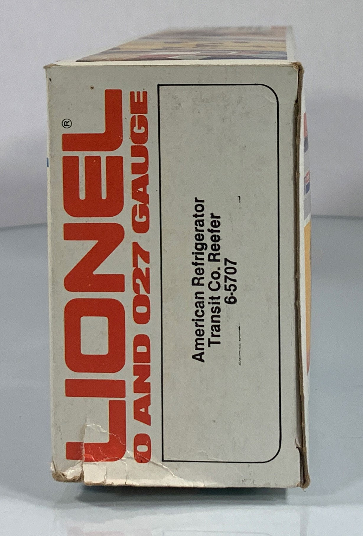 LIONEL • O GAUGE • 1981 American Refrigerator Transit Co Reefer 6-5707 • NEW OLD STOCK