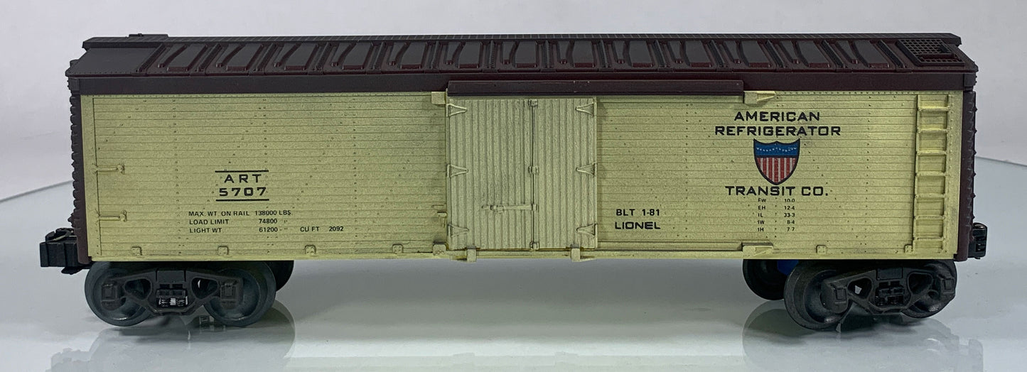 LIONEL • O GAUGE • 1981 American Refrigerator Transit Co Reefer 6-5707 • NEW OLD STOCK