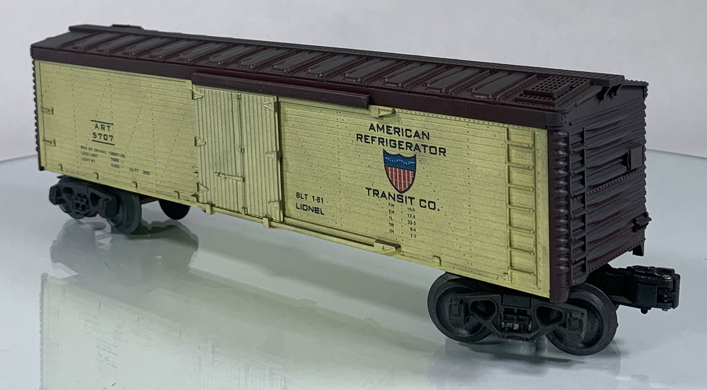 LIONEL • O GAUGE • 1981 American Refrigerator Transit Co Reefer 6-5707 • NEW OLD STOCK