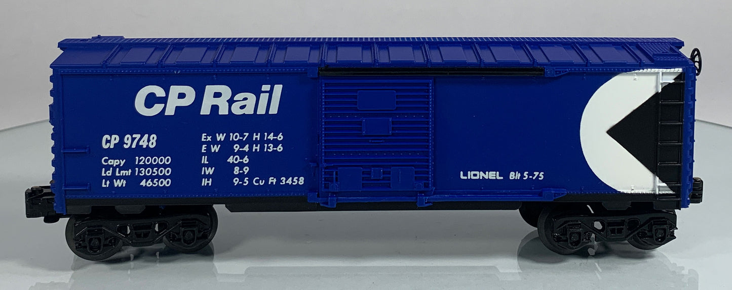 LIONEL • O GAUGE • 1975 CP Rail Boxcar 6-9748 • NEW OLD STOCK