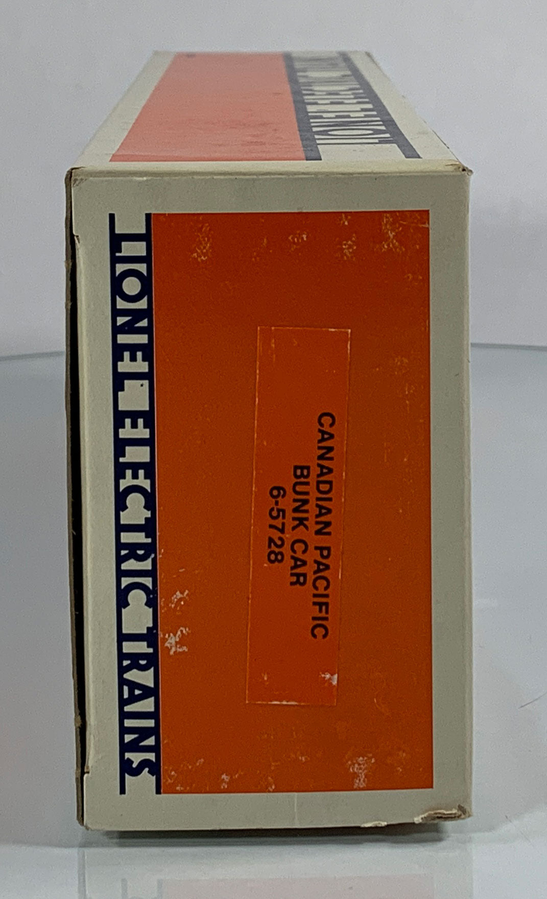LIONEL • O GAUGE • 1985 Canadian Pacific Illuminated Bunk Car 6-5728 • NEW OLD STOCK