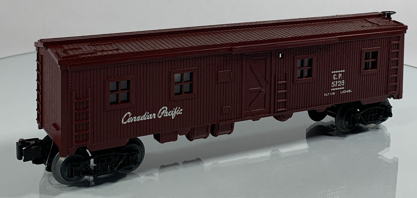 LIONEL • O GAUGE • 1985 Canadian Pacific Illuminated Bunk Car 6-5728 • NEW OLD STOCK