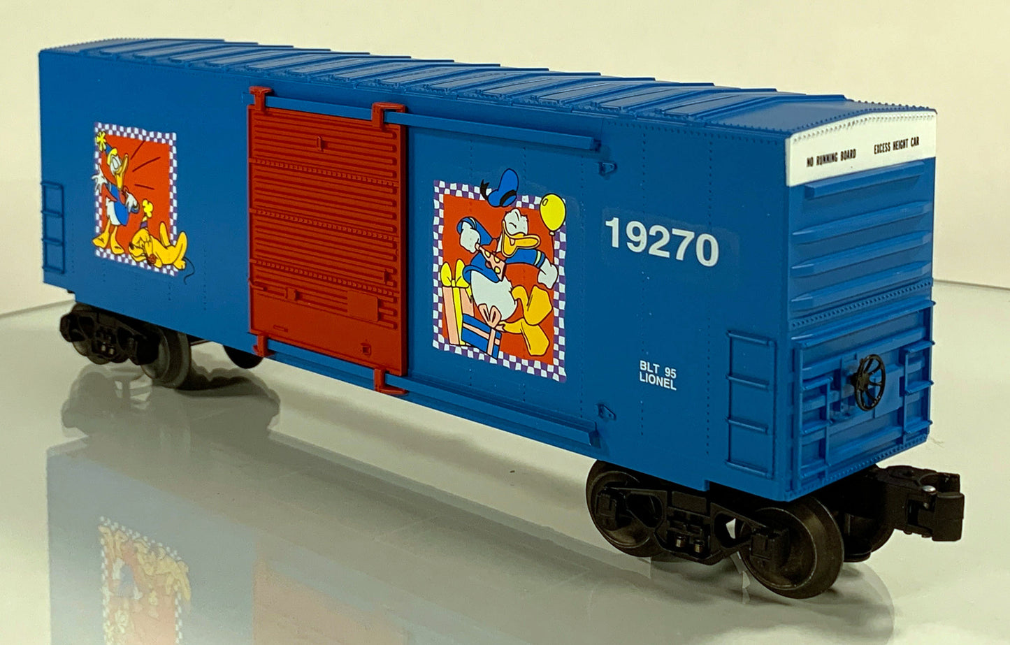 LIONEL • O GAUGE • 1995 Donald Duck 60th Birthday Box Car 6-19270 • NEW OLD STOCK