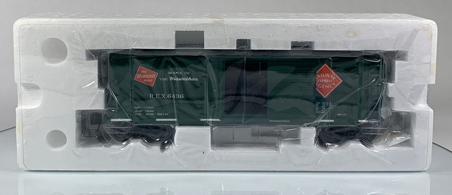 K-LINE • O GAUGE • 2009 Milwaukee Road Railway Express Boxcar 6-22515 • NEW OLD STOCK