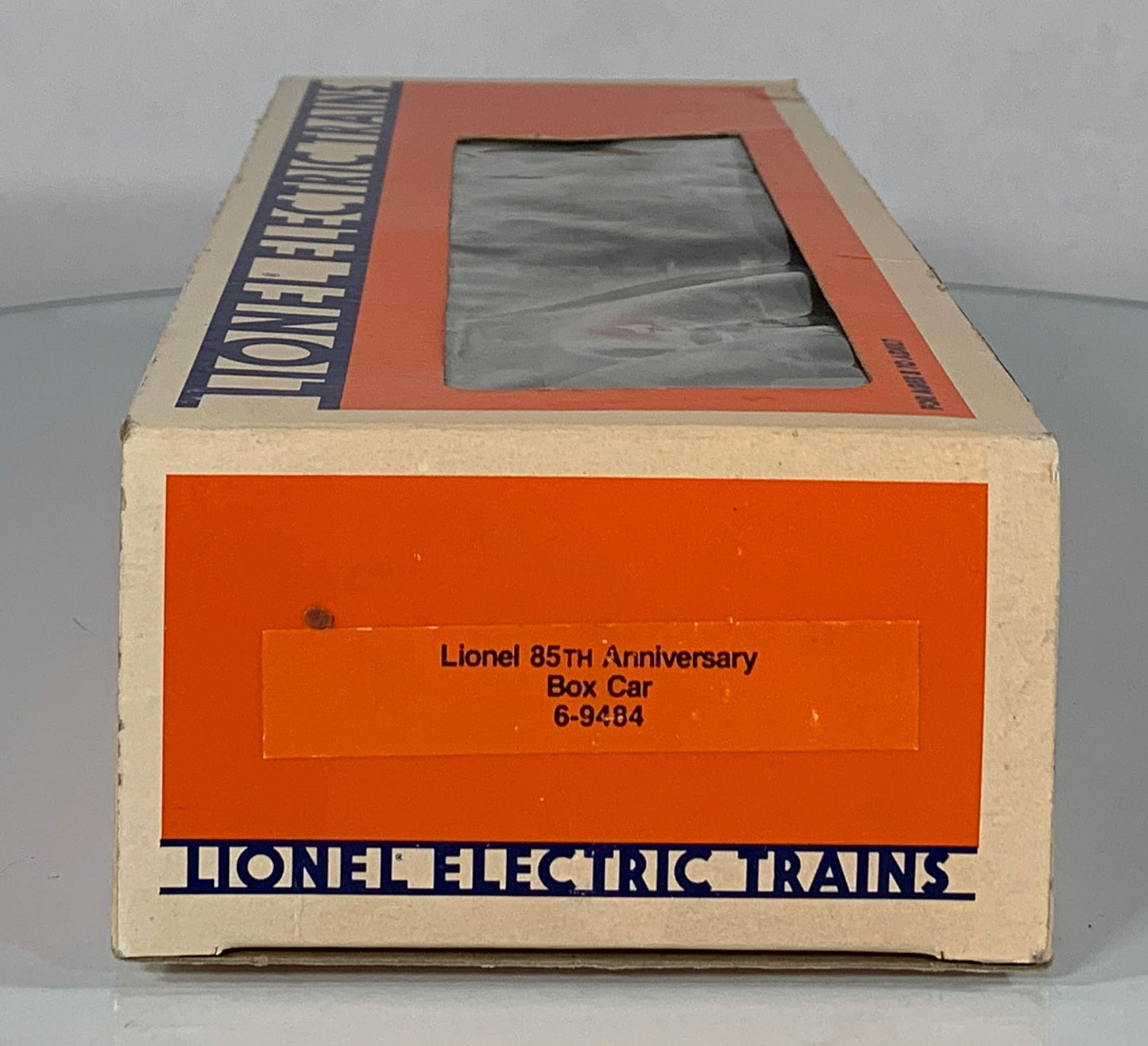 LIONEL • O GAUGE • 1985 Lionel 85th Anniversary Boxcar 6-9484 • NEW OLD STOCK