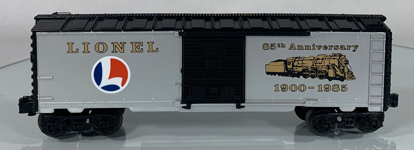 LIONEL • O GAUGE • 1985 Lionel 85th Anniversary Boxcar 6-9484 • NEW OLD STOCK