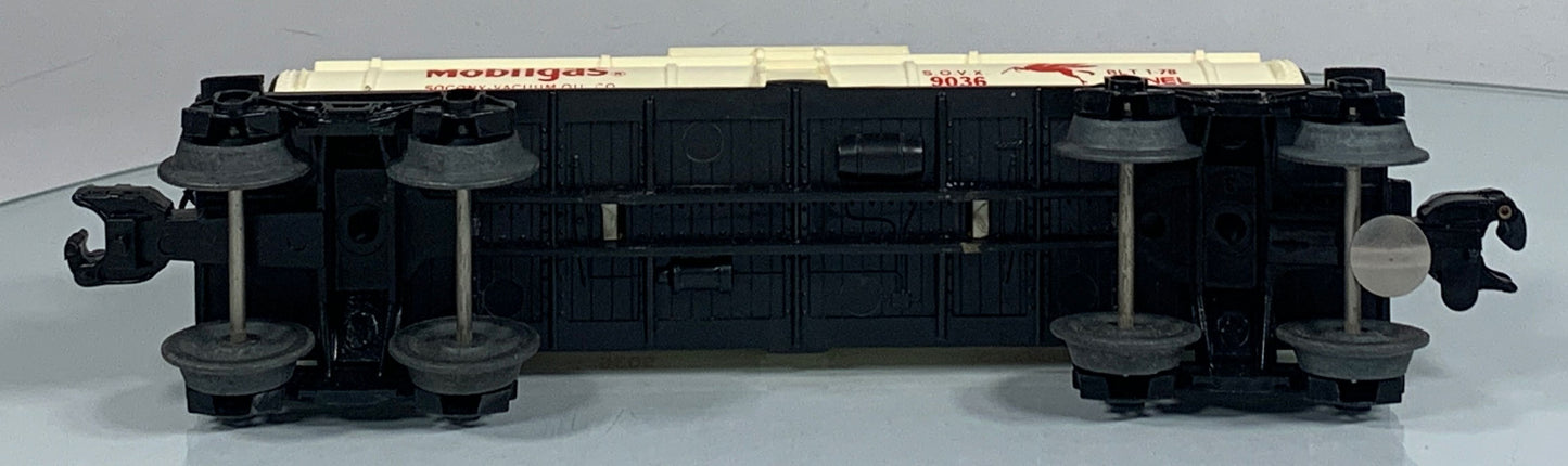 LIONEL • O GAUGE • 1978-1979 Mobilgas LCCA Meet Special Tank 6-9036 • EX COND