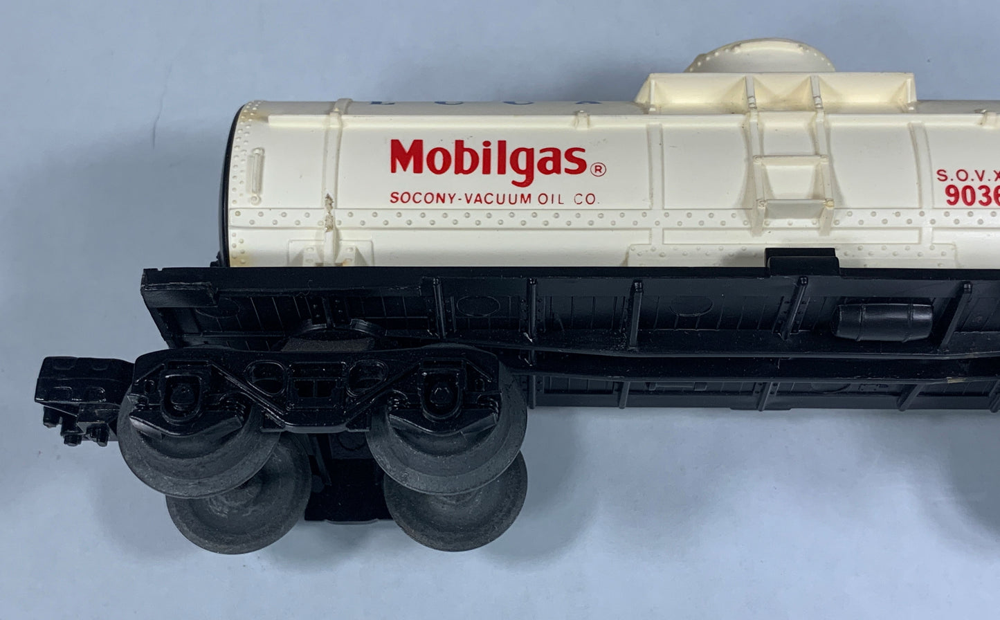 LIONEL • O GAUGE • 1978-1979 Mobilgas LCCA Meet Special Tank 6-9036 • EX COND