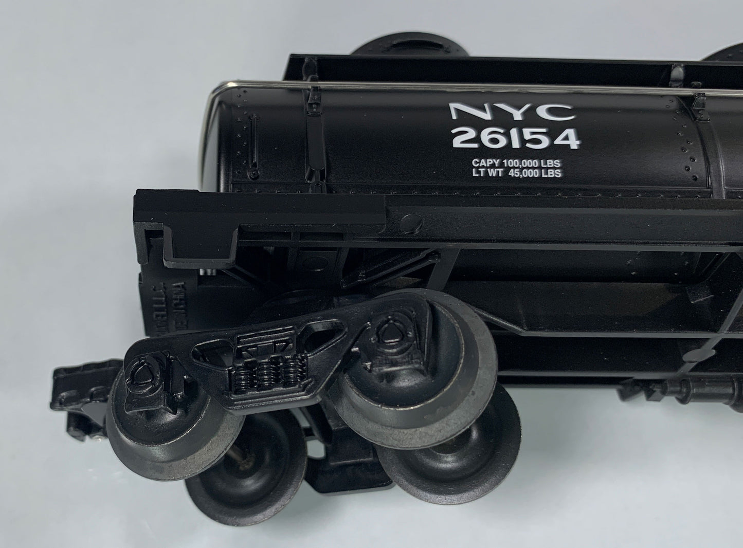 LIONEL • O GAUGE • 2003 New York Central Three Dome Tank Car 6-26154 • NEW OLD STOCK