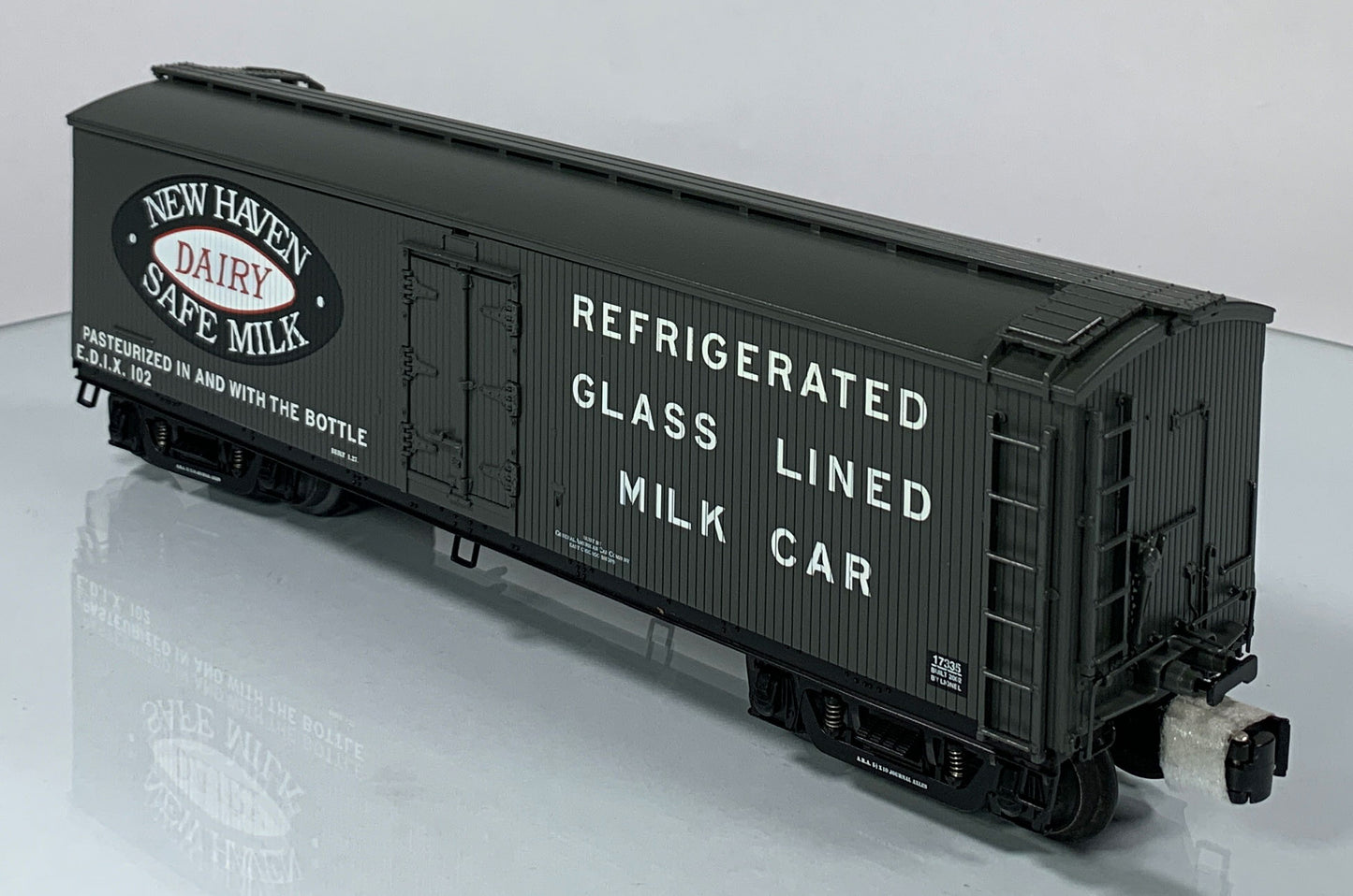 LIONEL • O GAUGE • 2002 New Haven Dairy Milk Car 6-17335 • NEW OLD STOCK