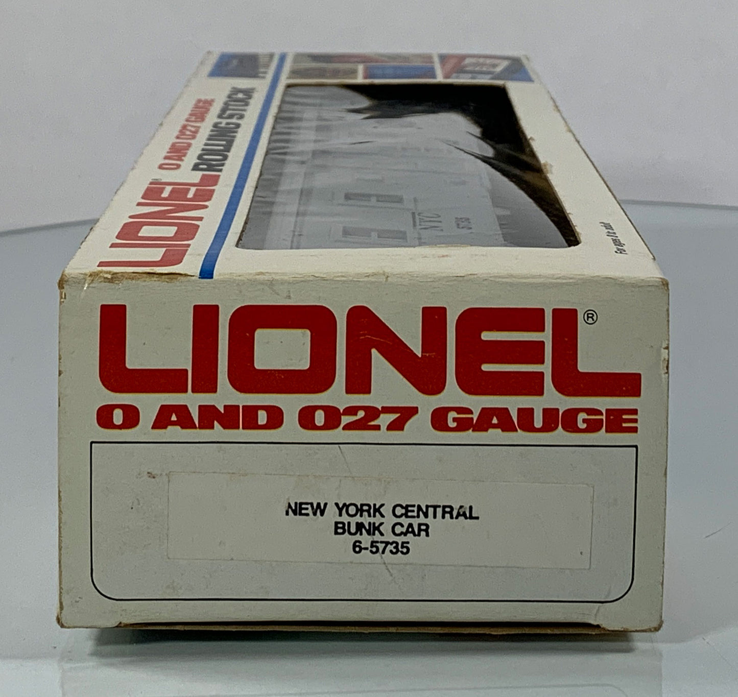LIONEL • O GAUGE • 1985 New York Central Bunk Car 6-5735 • NEW OLD STOCK