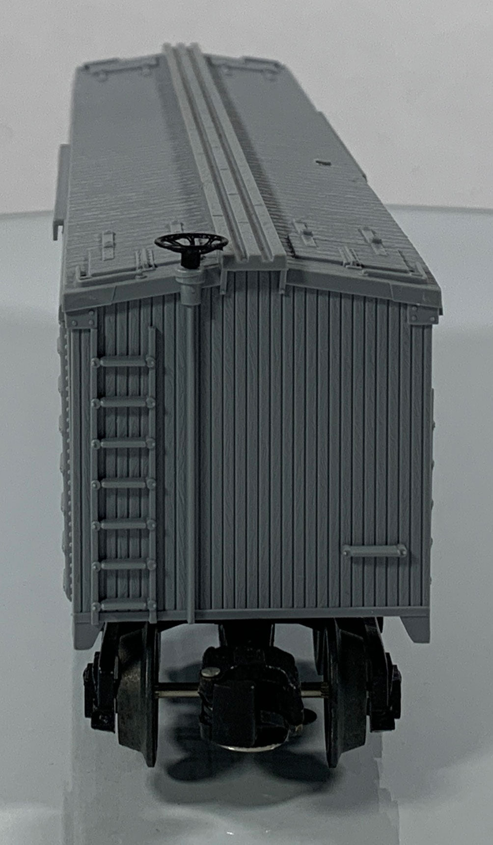 LIONEL • O GAUGE • 1985 New York Central Bunk Car 6-5735 • NEW OLD STOCK