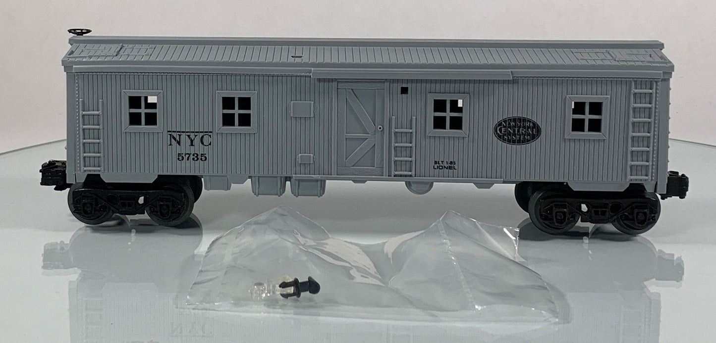 LIONEL • O GAUGE • 1985 New York Central Bunk Car 6-5735 • NEW OLD STOCK