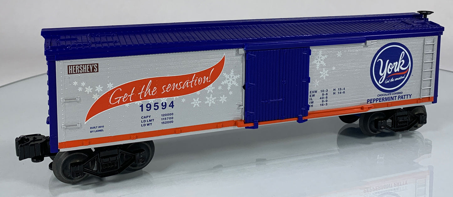 LIONEL • O GAUGE • 2010 York Peppermint Patty Reefer 6-19594 • NEW OLD STOCK
