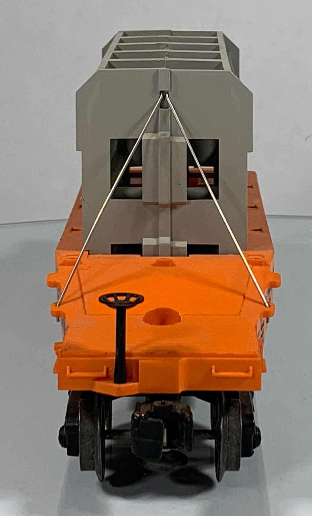 LIONEL • O GAUGE • 1958 Postwar 6519 Allis Chalmers Flat Car • Original Box • EXCELLENT COND