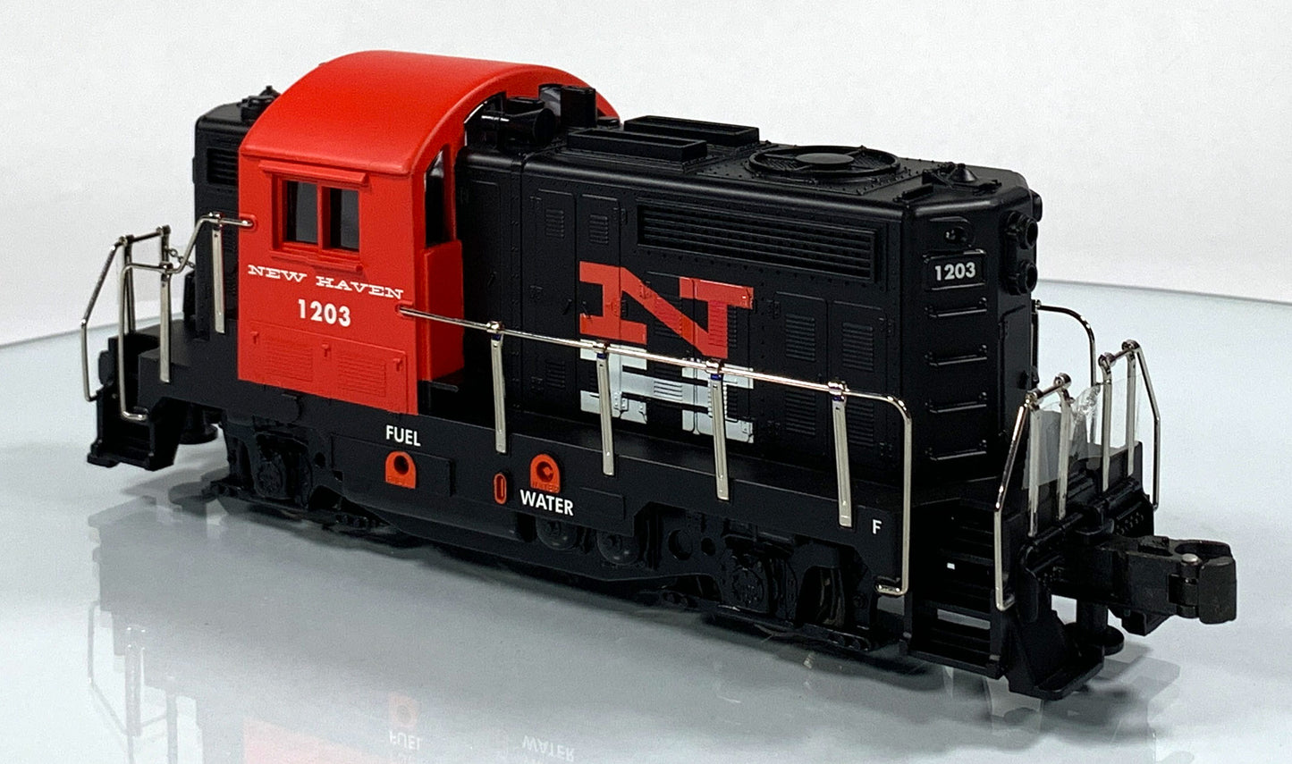READY MADE TOYS • O GAUGE • 2003 New Haven GP Diesel RMT-4491 • EX COND